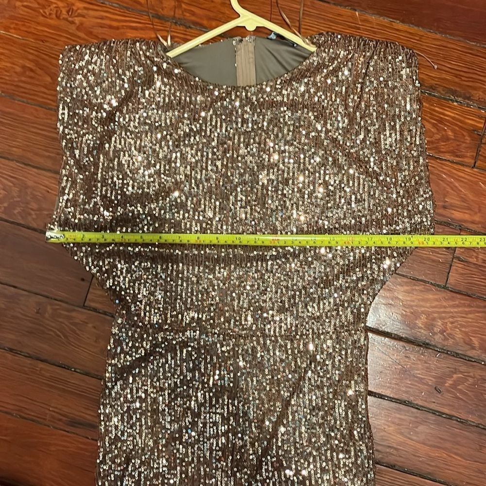 NEW Fashion Nova Large Gold Sparkle & Snatched Shoulder Pad Jumper Jumpsuit - Picture 15 of 16